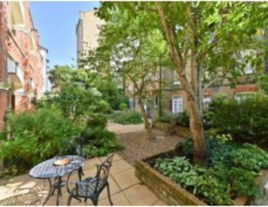 Studio Flat In The Heart Of St. Johns Wood London Bagian luar foto